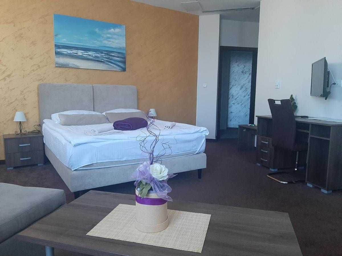 Šabac Hotel Usce מראה חיצוני תמונה