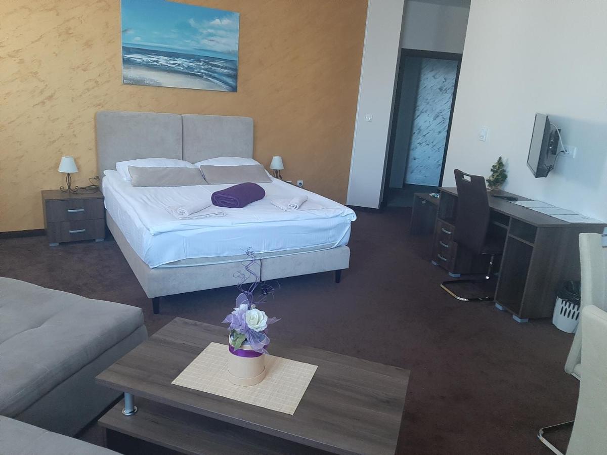 Šabac Hotel Usce מראה חיצוני תמונה